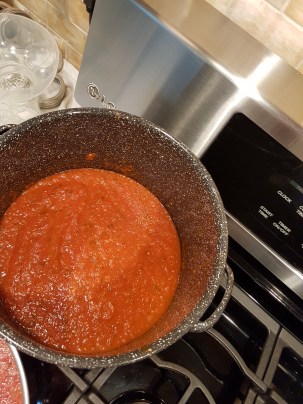 yell tom ready to can up